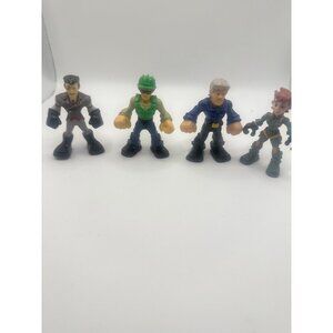 Lot Of 4 Hasbro C-015D Action Figures Collectibles